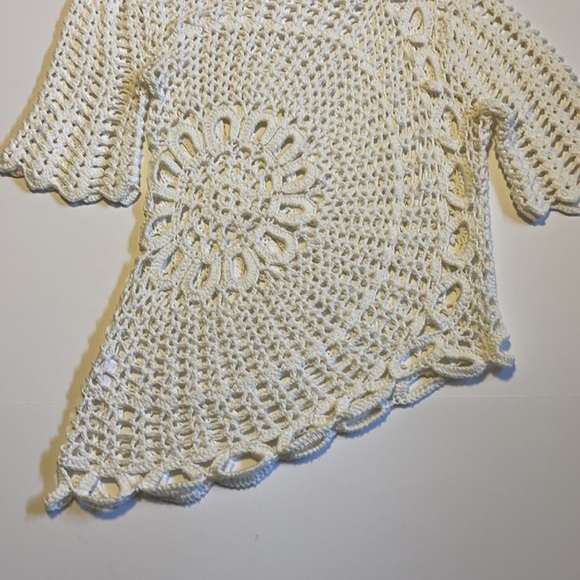 Vintage White Crochet Asymmetrical Sweater - Women’s Size Small - Picture 6 of 6